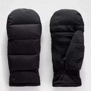 Lululemon Wunder Puff Mittens